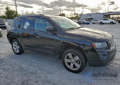 2016 Jeep Compass Sport z USA, uszkodzony, nr VIN 1C4NJCBA6GD742920